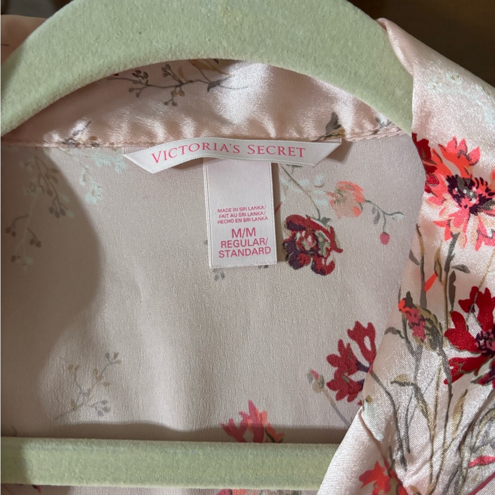 Victoria's Secret Signature Satin Pink Floral Pajama Set Gorgeous - Picture 3 of 9